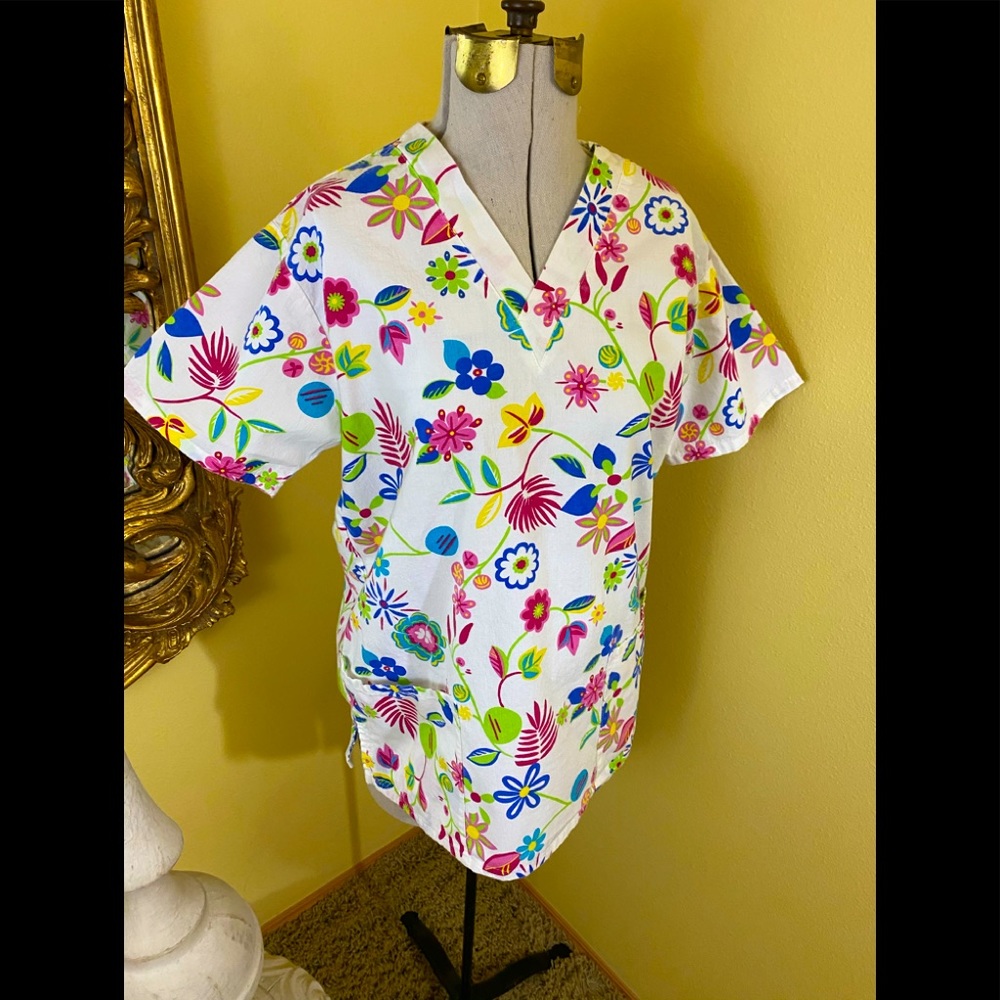 Med Gear scrub top with flowers
